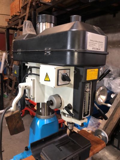 FRESADORA G-1 DE BANCO. CON CORREAS – 7